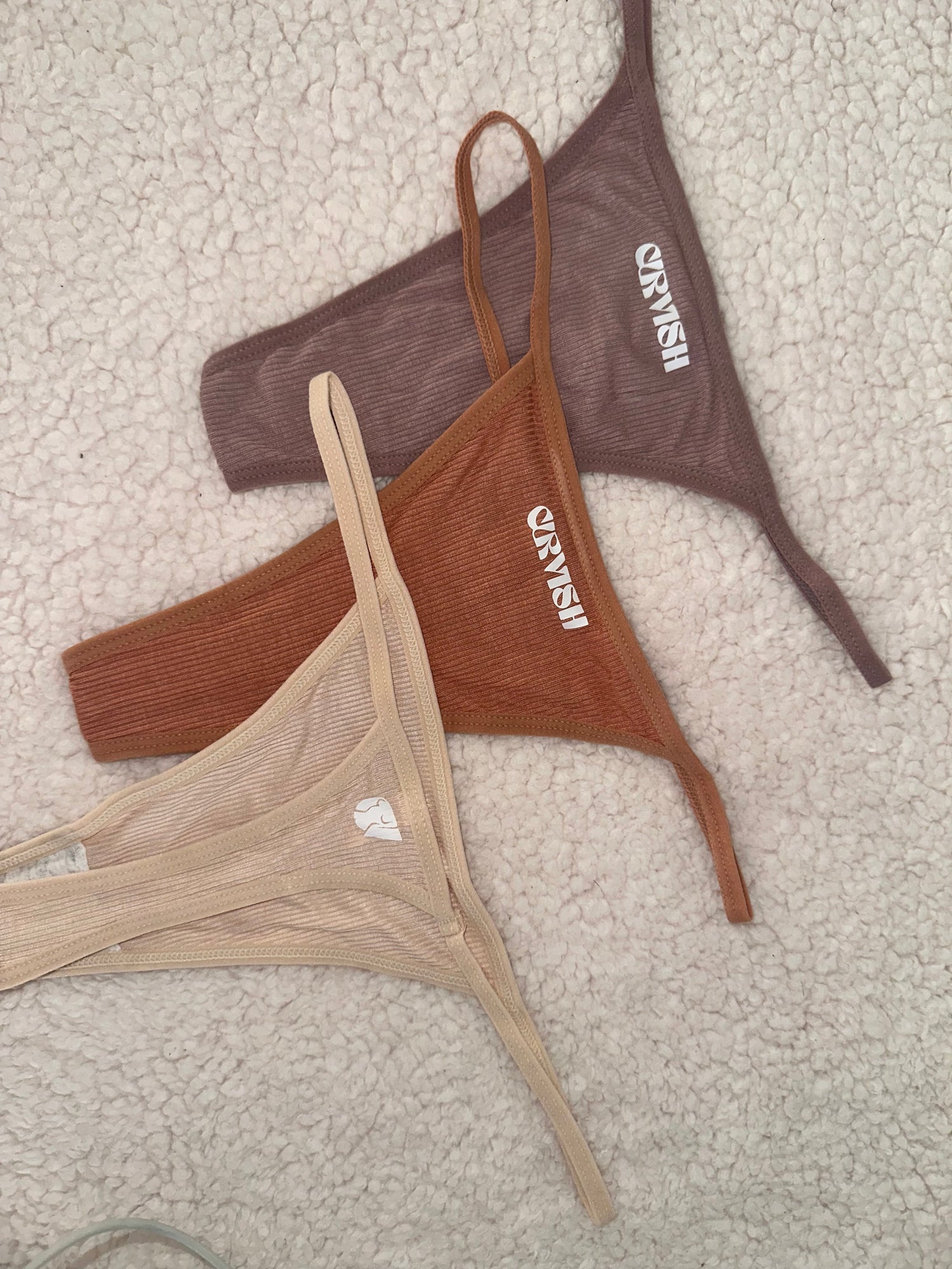 Curvish Thong